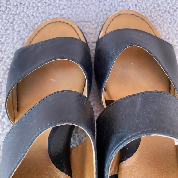 BOC Born Concept Emmeline Black Leather Strap Block Heels Sz 9 M - Picture 12 of 15